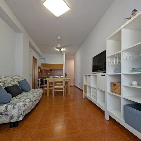 Perla Marina Apartment *